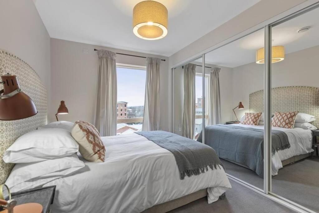 5* Luxury, City Centre, Brand New Development ベルファスト エクステリア 写真